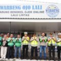 Wakapolda Sumut Turun ke Jalan, Bagikan Helm dan Ajak Warga Tertib Berlalu Lintas
